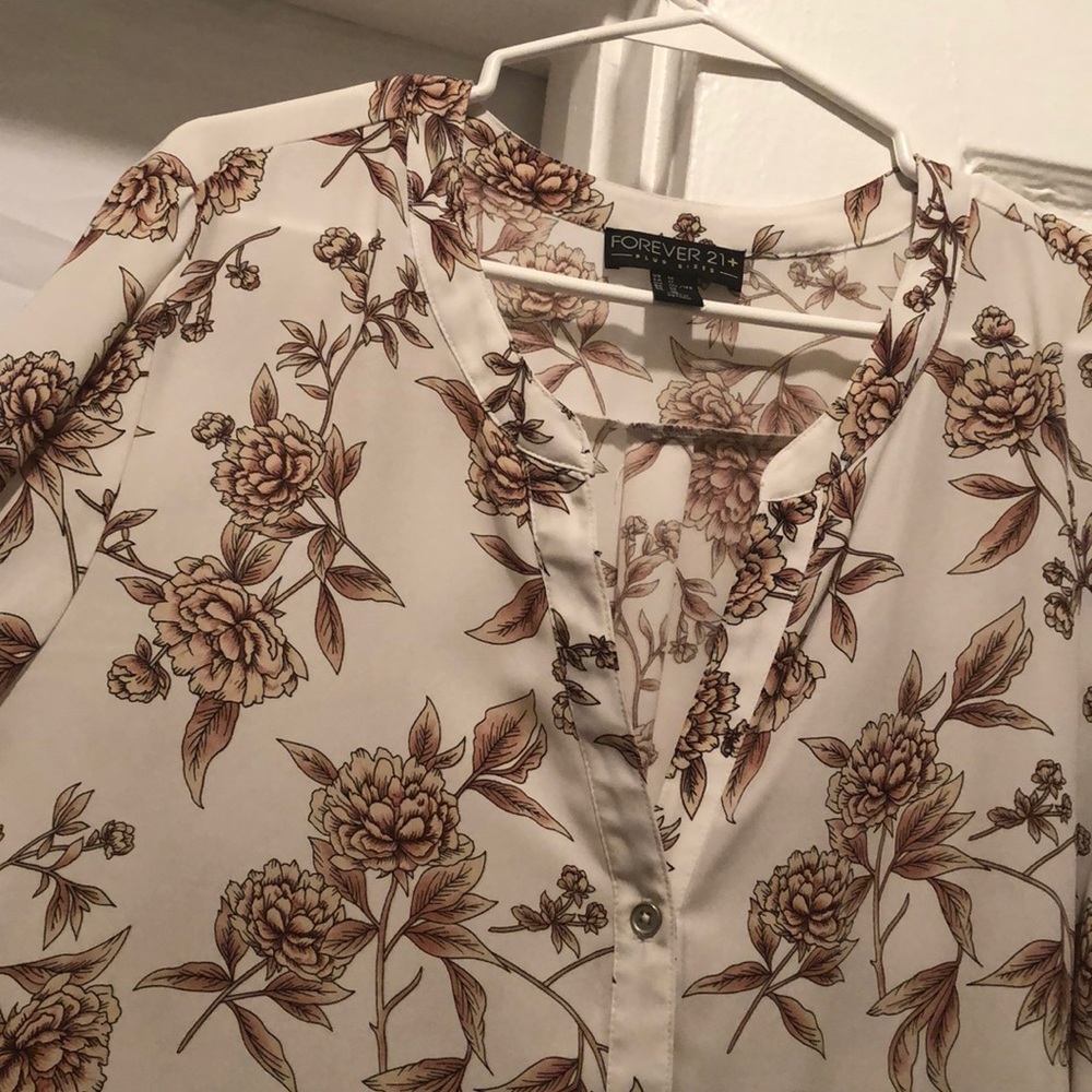 Button-up Blouse - Picture 2 of 3